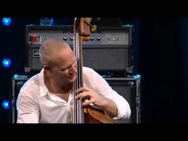  Avishai Cohen - 'Variations in G Minor' live (Jazz in Marciac, 2014)