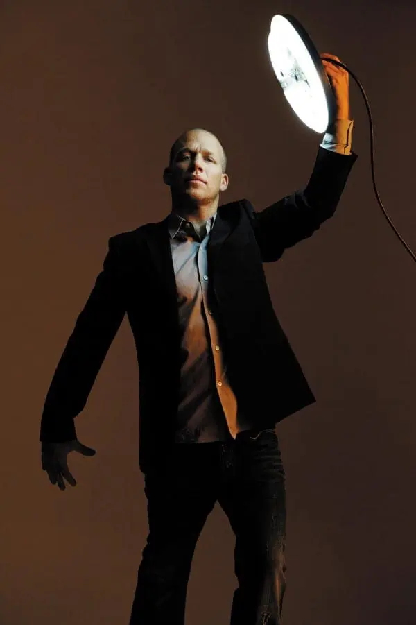 Avishai Cohen with light By Youri Lenquette